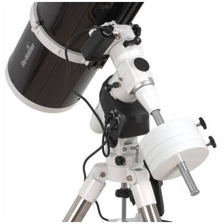 Télescope Sky-Watcher 200/1000 Newton NEQ5 Pro Go-To | Vente en lig...