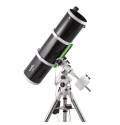 Télescope Skywatcher 200/1000 Newton sur NEQ5 motorisée