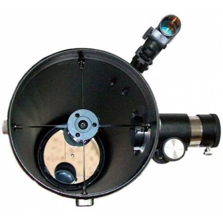 Télescope SkyWatcher 130/900 sur EQ2