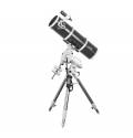Télescope SkyWatcher 200/1000 sur EQ6-R