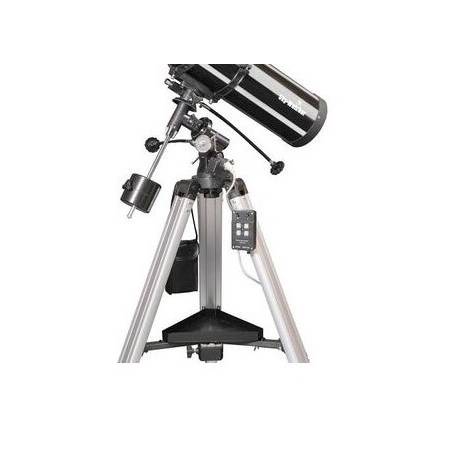 Télescope SkyWatcher 130/900 sur EQ2 motorisée