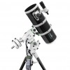 Télescope SkyWatcher 200/800 sur AZ-EQ6 Pro Go-To