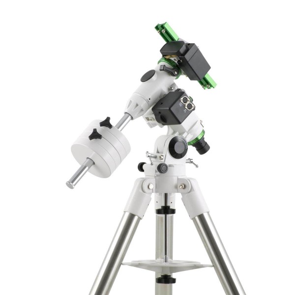 Lunette SkyWatcher 80ED EvoStar sur EQM-35 Pro Go-To - Dual Speed